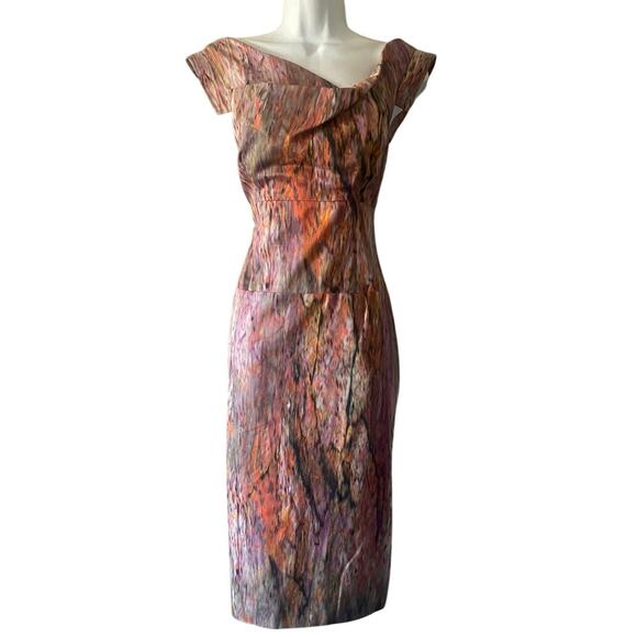 Black Halo Dress - Picture 2 of 8